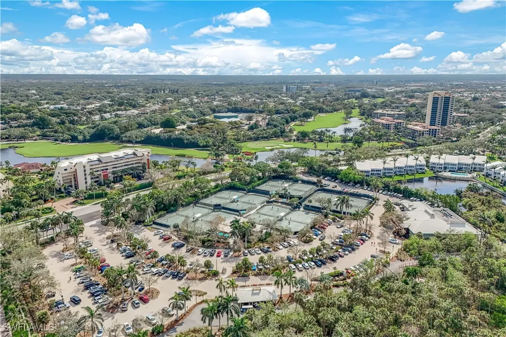 549 Bay Villas Lane Naples FL 34108