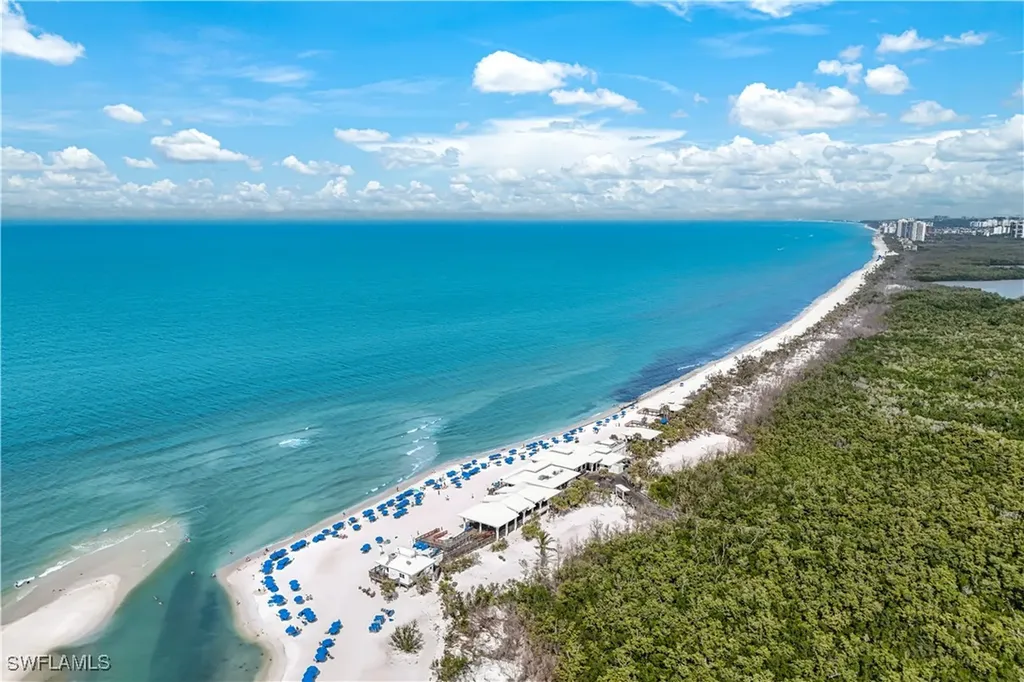 549 Bay Villas Lane Naples FL 34108
