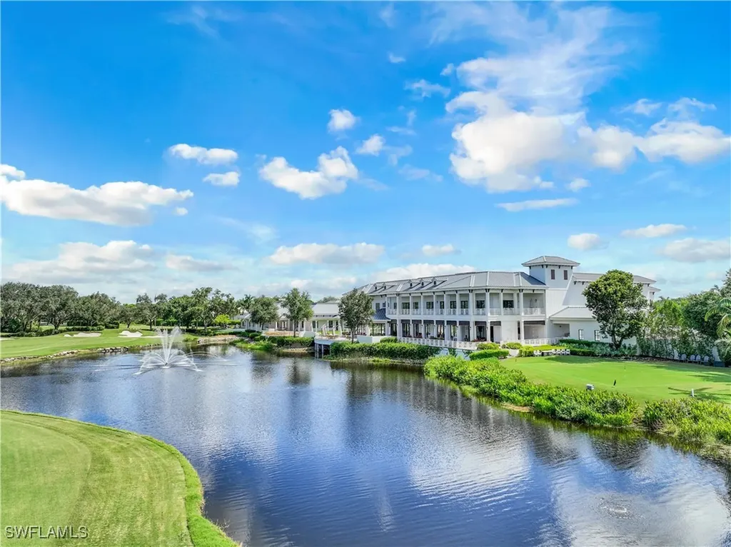 549 Bay Villas Lane Naples FL 34108