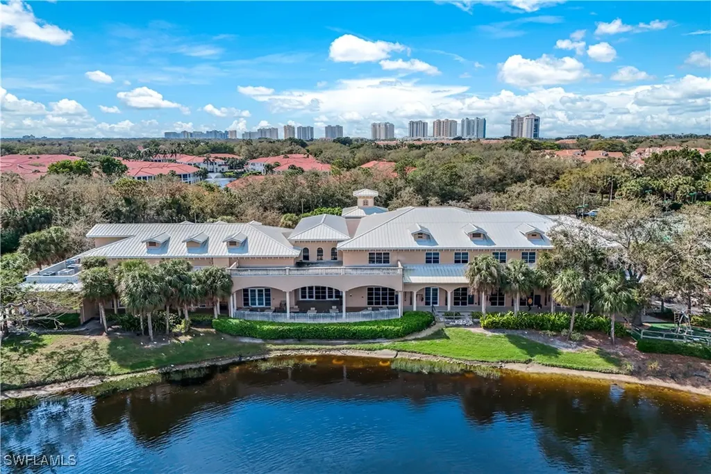 549 Bay Villas Lane Naples FL 34108