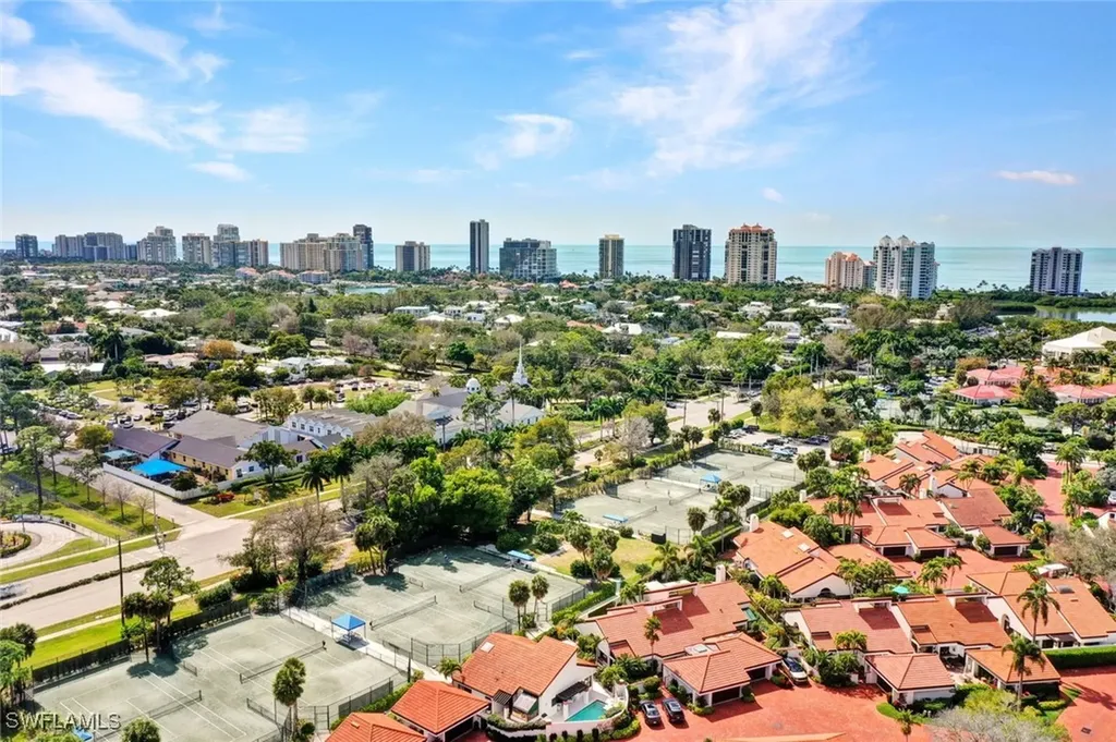 549 Bay Villas Lane Naples FL 34108