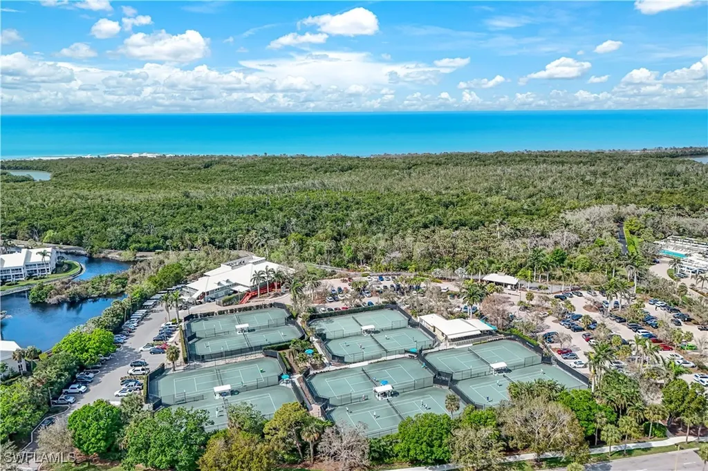 549 Bay Villas Lane Naples FL 34108