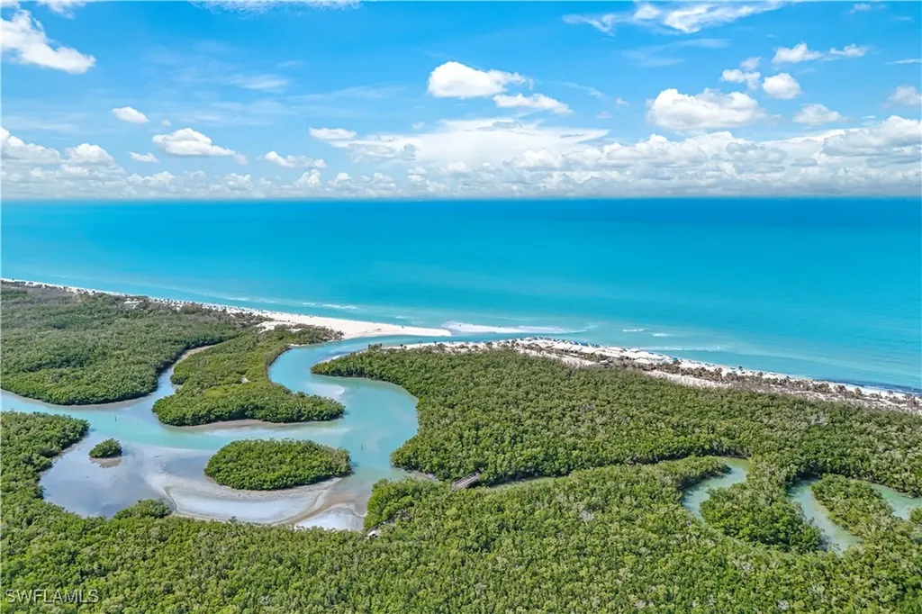 549 Bay Villas Lane Naples FL 34108
