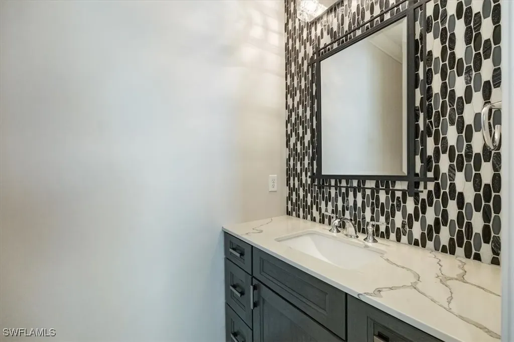 8941 Mustique Lane Naples FL 34114