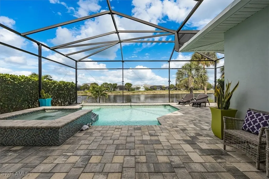 8941 Mustique Lane Naples FL 34114