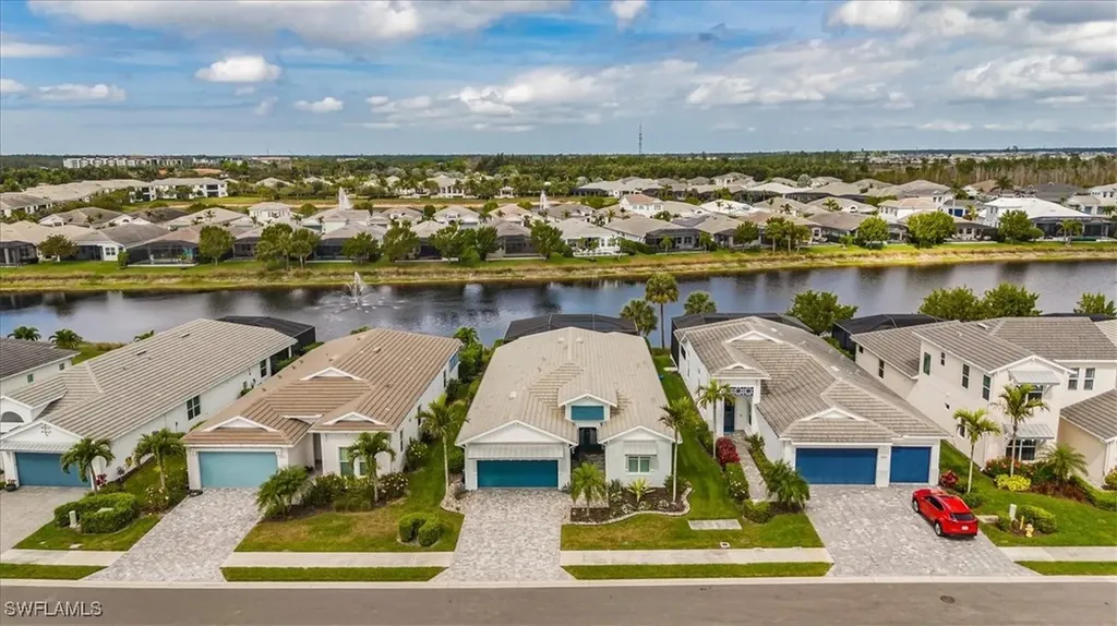 8941 Mustique Lane Naples FL 34114