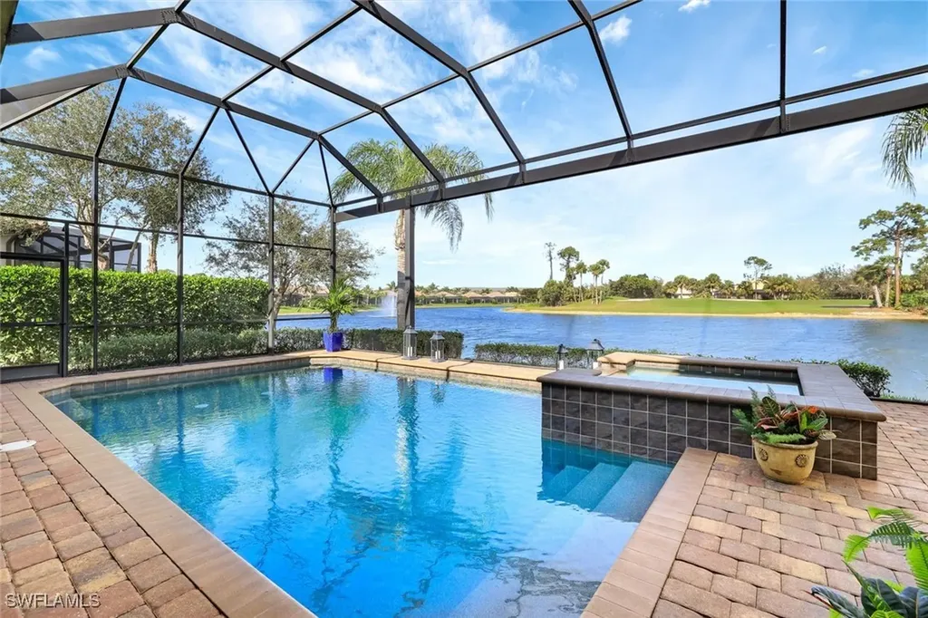 7550 Trento Circle Naples FL 34113