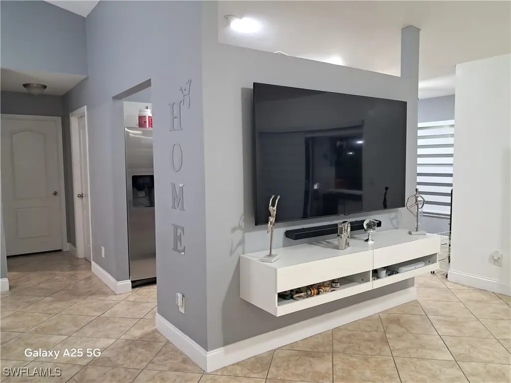 827 Alvin Avenue Lehigh Acres FL 33971