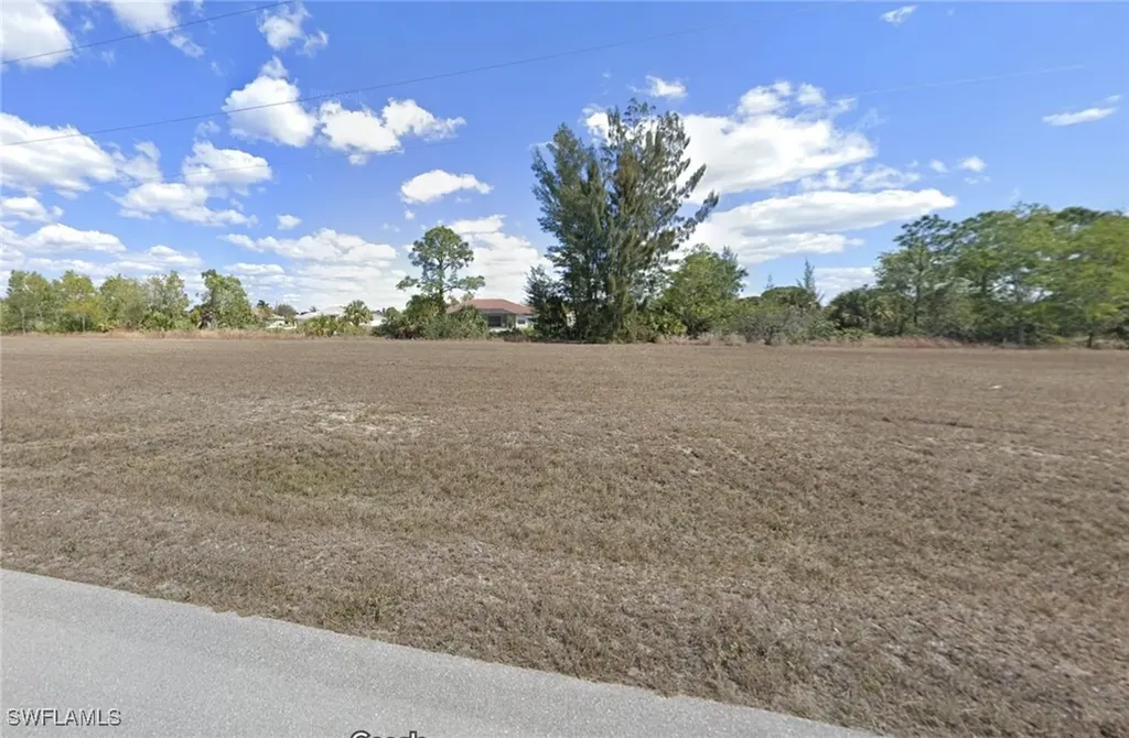 4137 NE 21st Avenue Cape Coral FL 33909