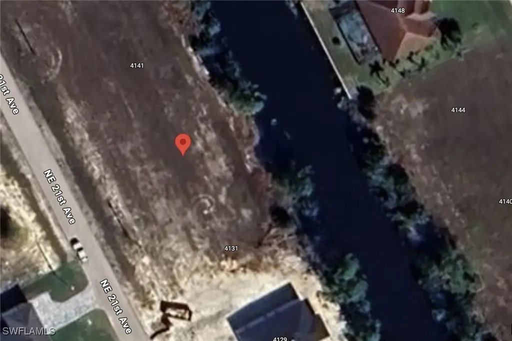 4137 NE 21st Avenue Cape Coral FL 33909