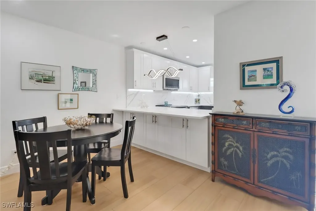 1200 Cherrystone Court Naples FL 34102