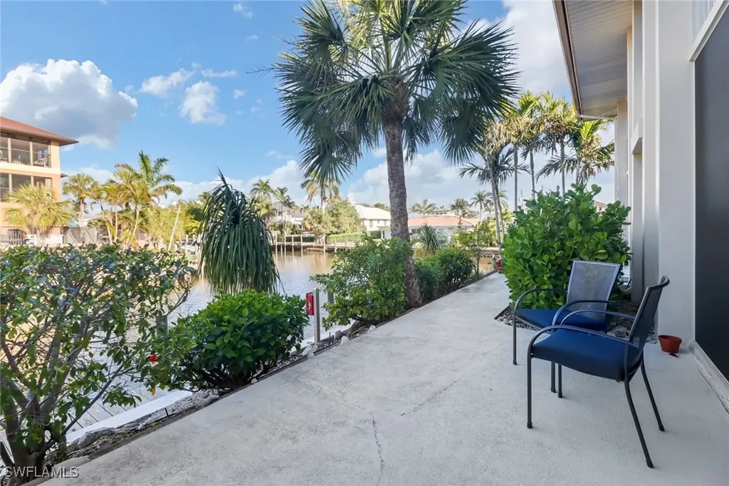 1200 Cherrystone Court Naples FL 34102