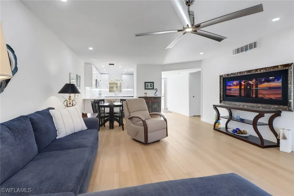 1200 Cherrystone Court Naples FL 34102