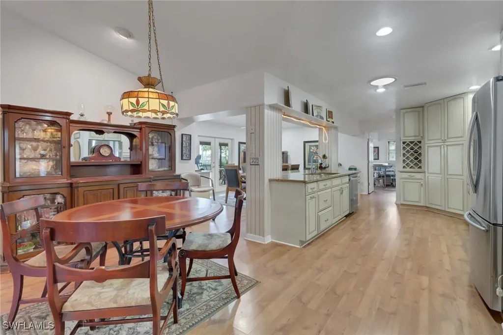 22051 N River Road Alva FL 33920