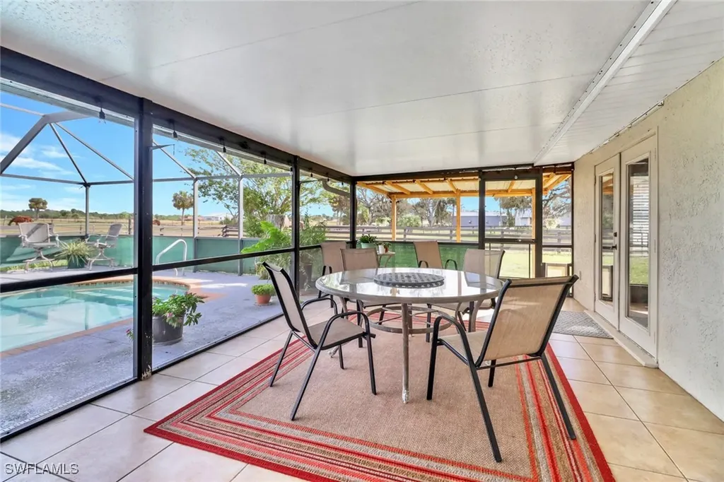 22051 N River Road Alva FL 33920