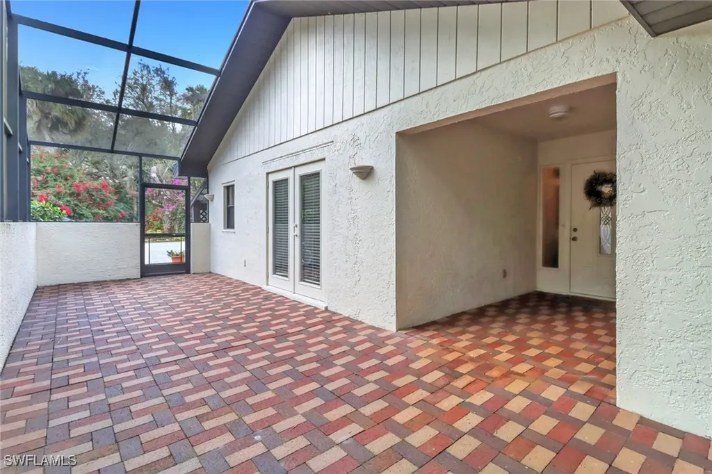 22051 N River Road Alva FL 33920