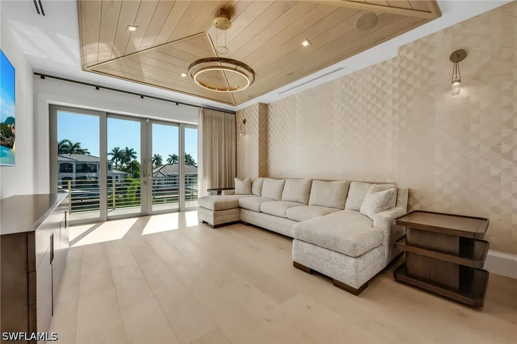 1935 5th Street S Naples FL 34102