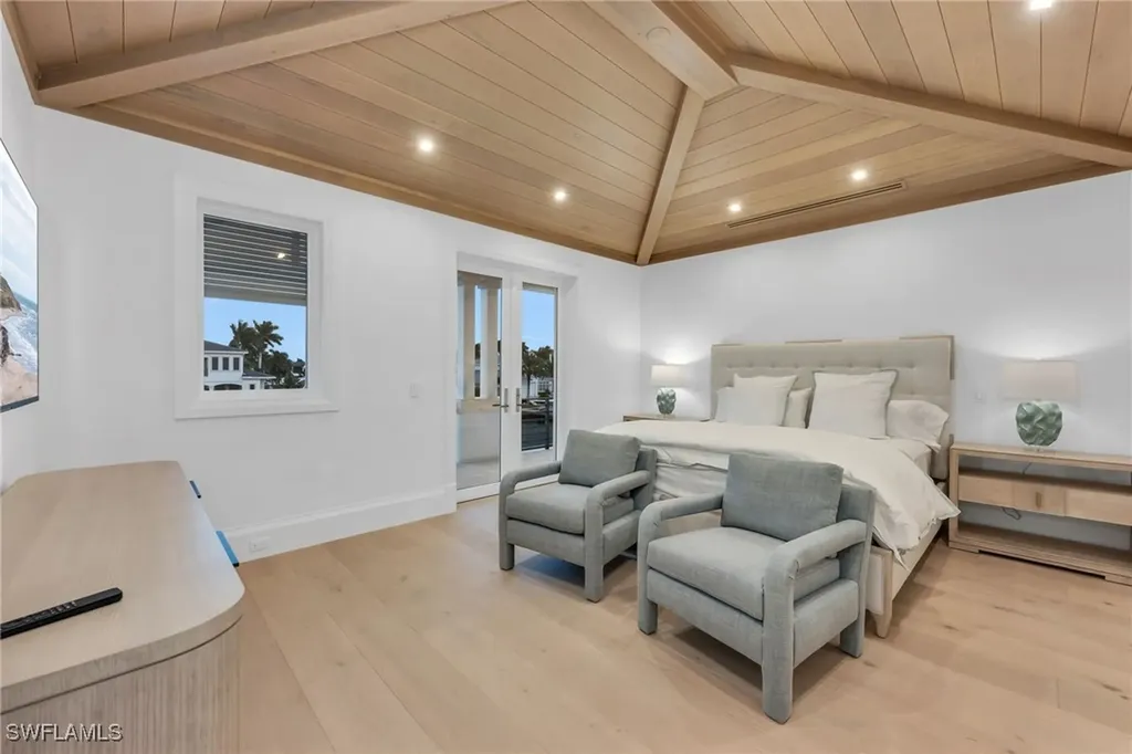 1935 5th Street S Naples FL 34102