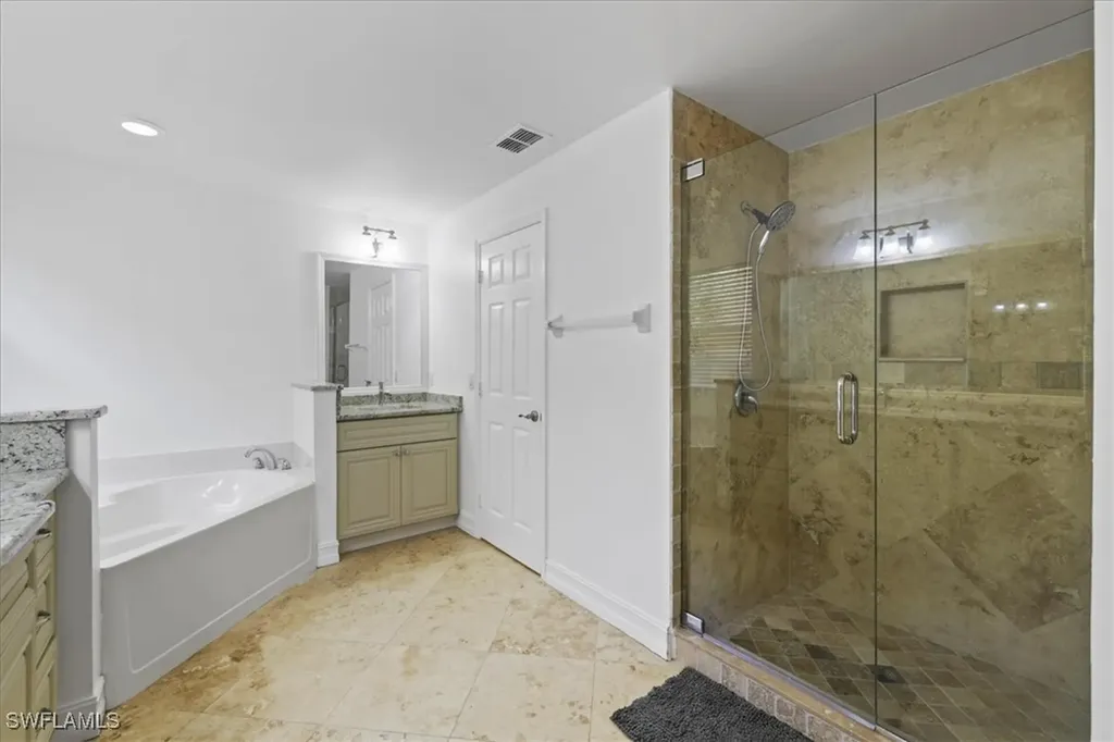 8423 Hollow Brook Circle Naples FL 34119