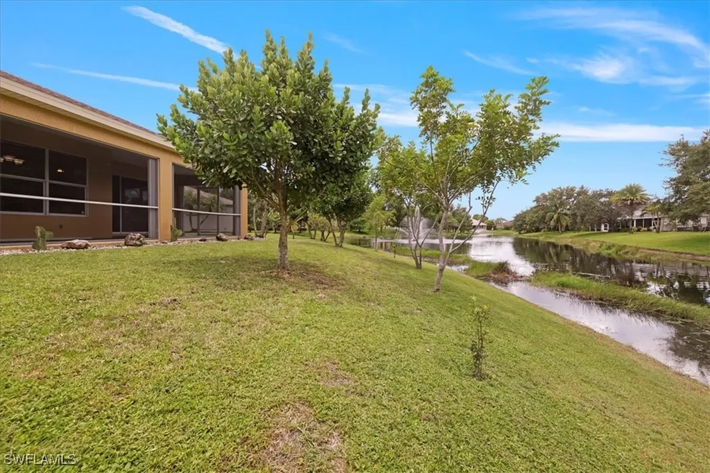 8423 Hollow Brook Circle Naples FL 34119