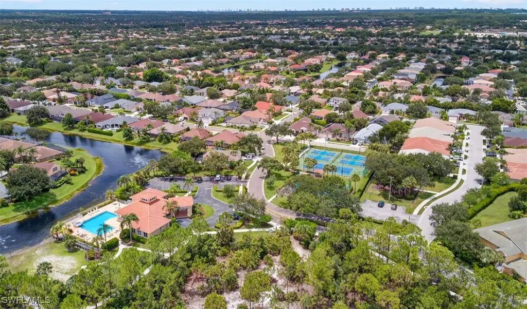 8423 Hollow Brook Circle Naples FL 34119