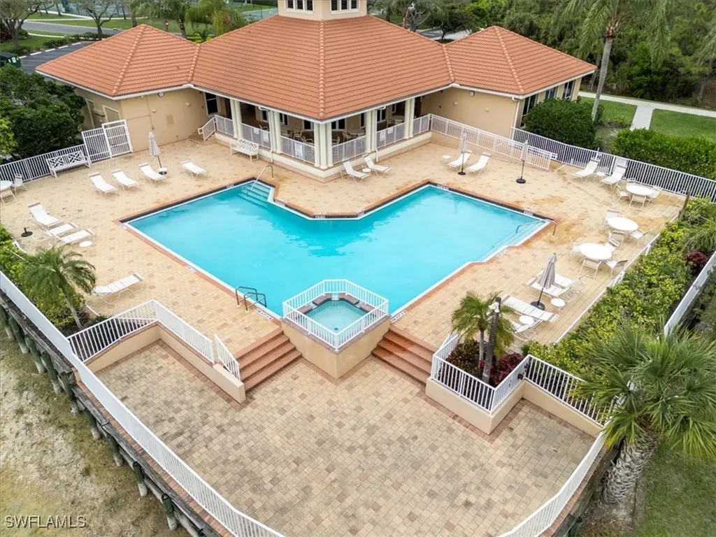 8423 Hollow Brook Circle Naples FL 34119