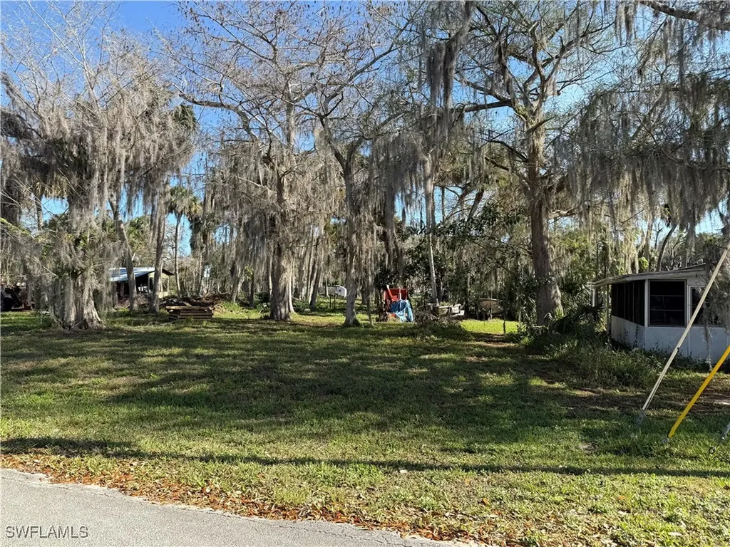 1129 Martin Boulevard Moore Haven FL 33471