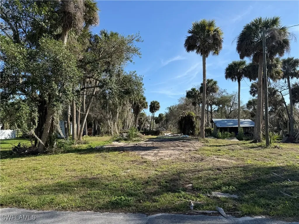 1129 Martin Boulevard Moore Haven FL 33471