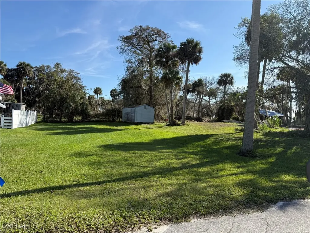 1129 Martin Boulevard Moore Haven FL 33471