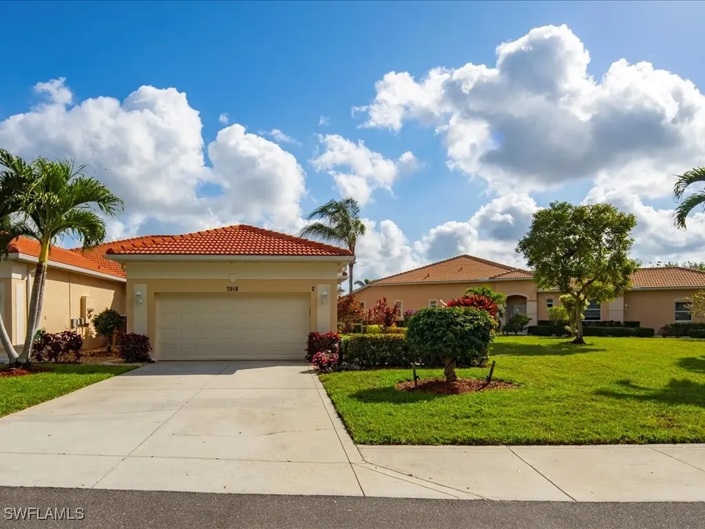 7918 Haven Drive Naples FL 34104