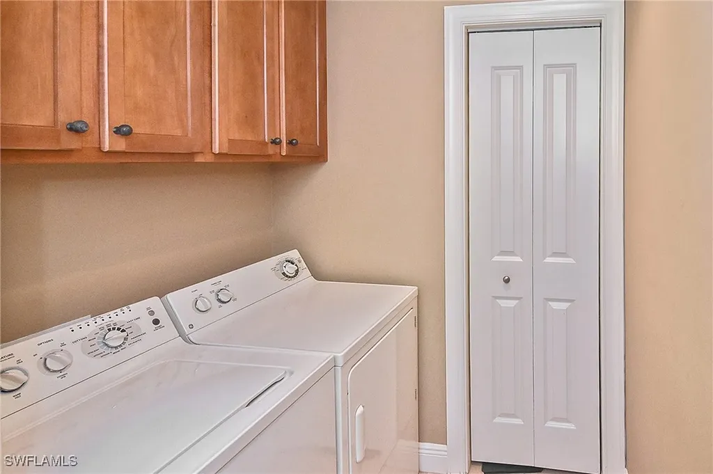 5781 Cape Harbour Drive Cape Coral FL 33914