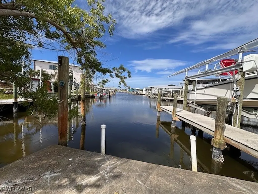 2623 York Road St. James City FL 33956