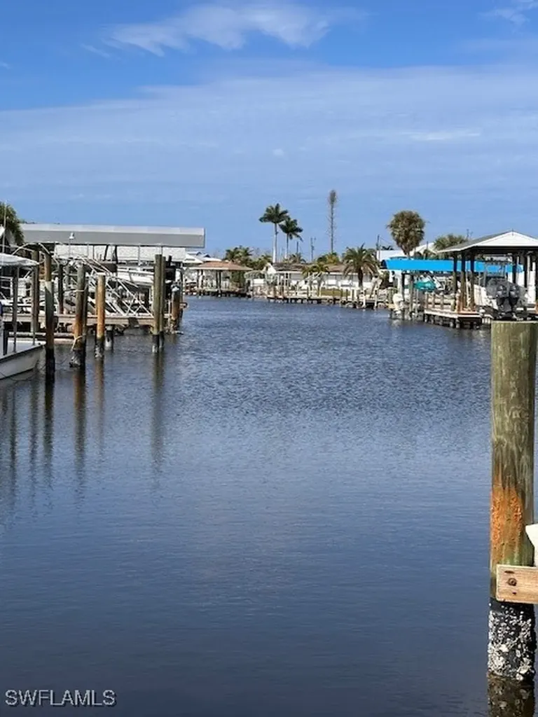 2623 York Road St. James City FL 33956