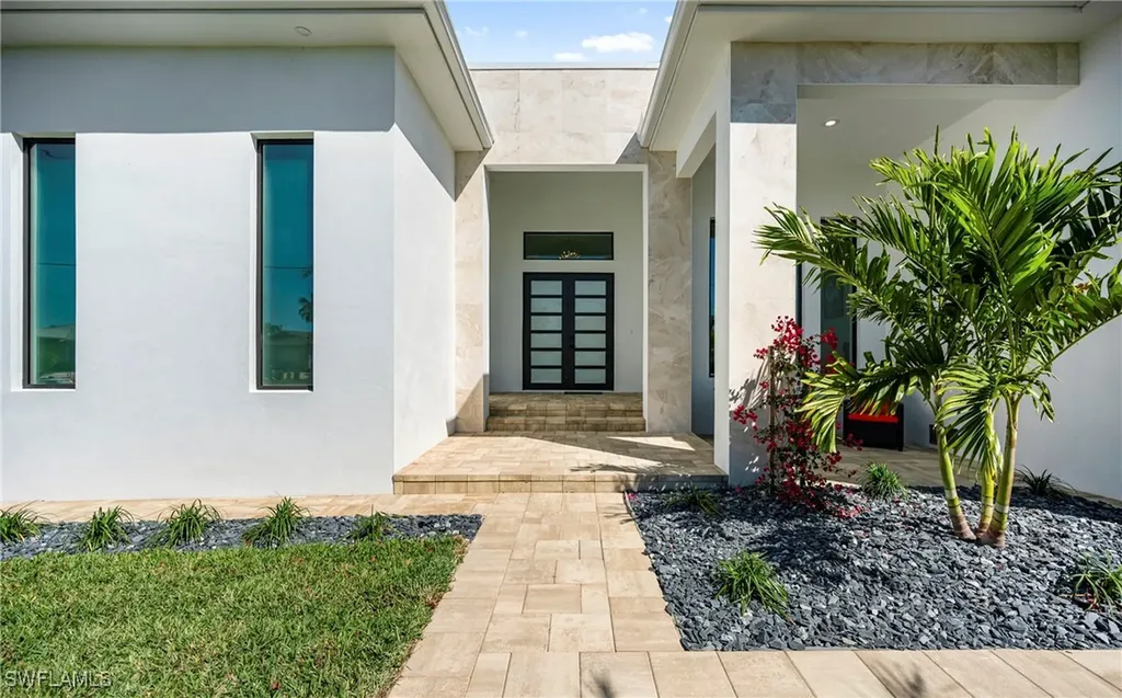 413 SW 46th Terrace Cape Coral FL 33914