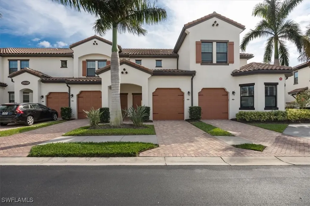 15148 Palmer Lake Circle Naples FL 34109
