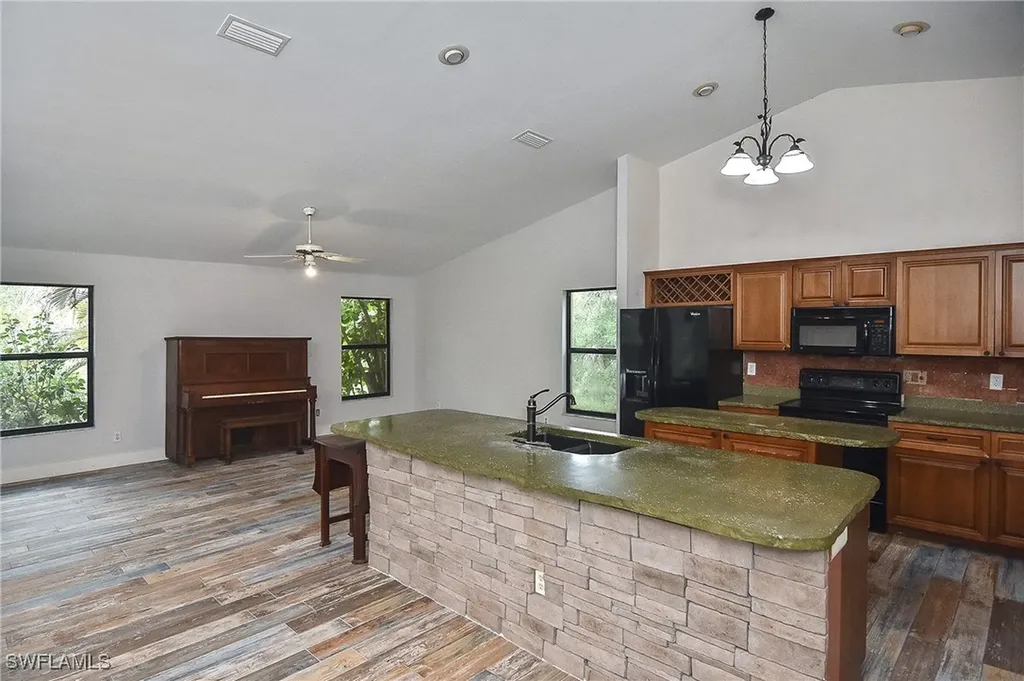 12300 Flintlock Lane Fort Myers FL 33912
