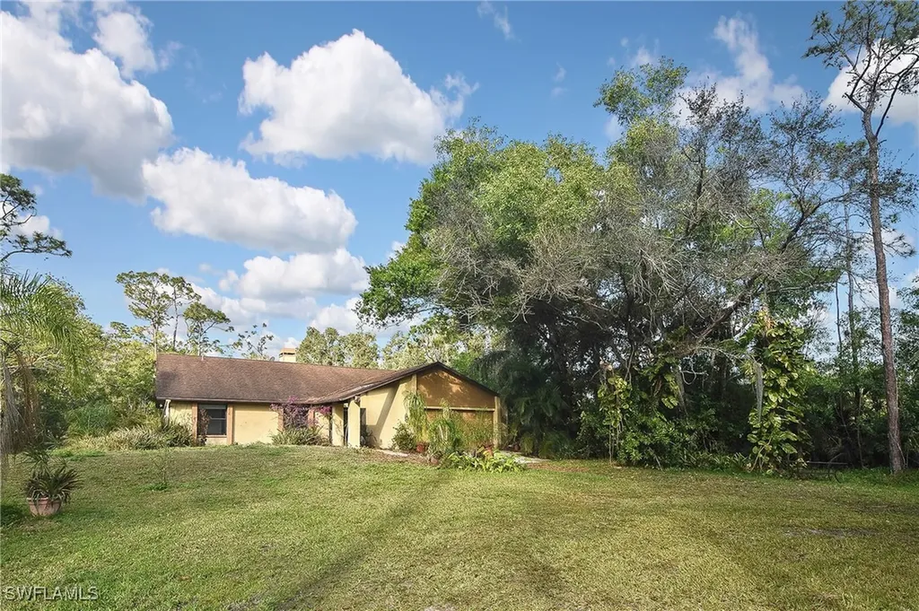 12300 Flintlock Lane Fort Myers FL 33912