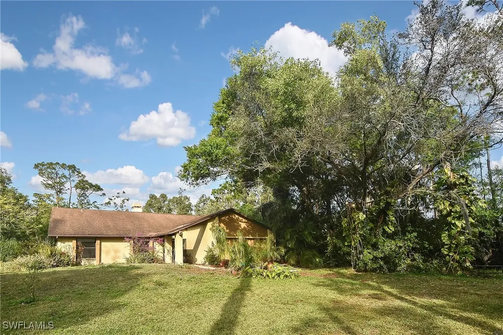 12300 Flintlock Lane Fort Myers FL 33912