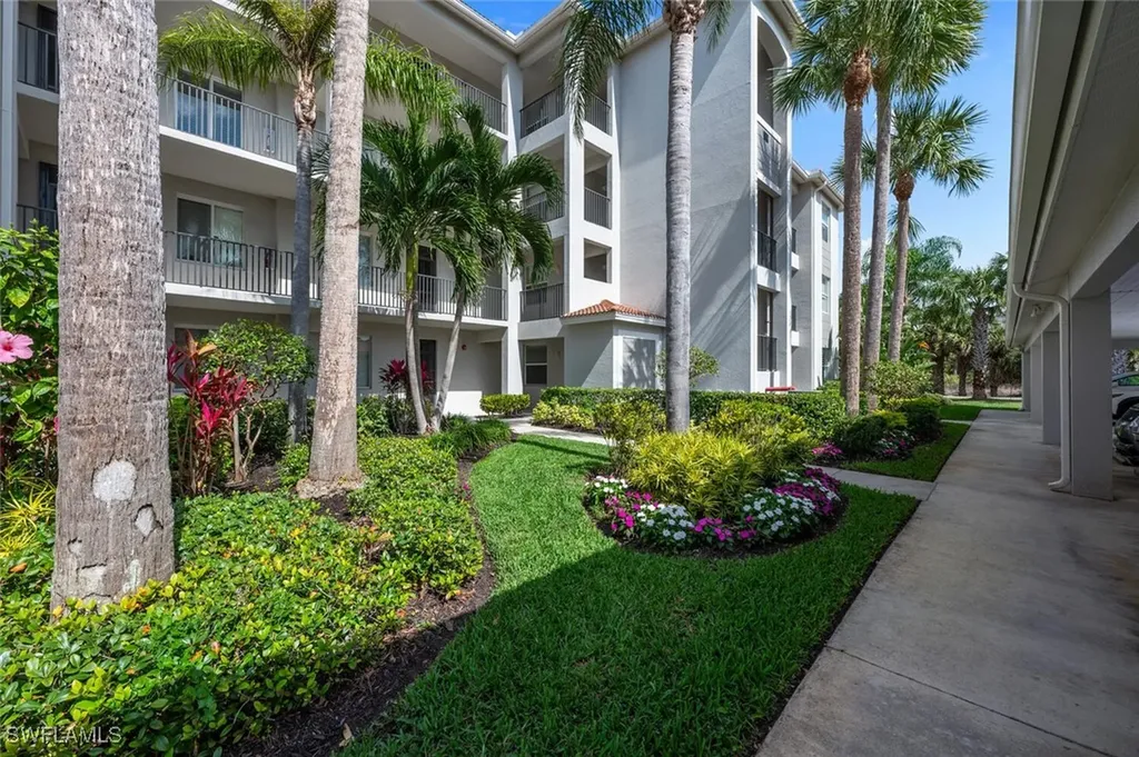 10353 Heritage Bay Boulevard Naples FL 34120