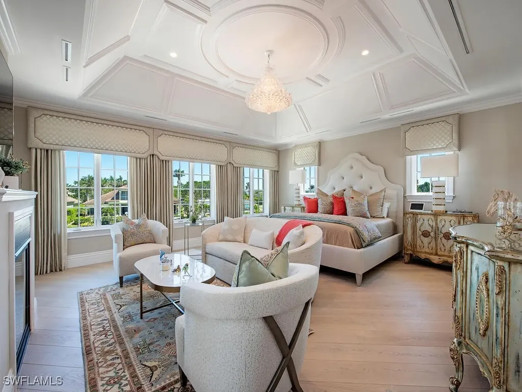 233 Mermaids Bight Naples FL 34103