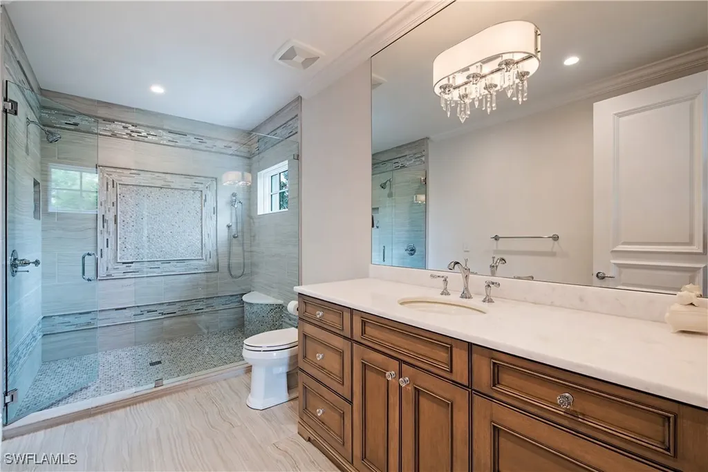 233 Mermaids Bight Naples FL 34103