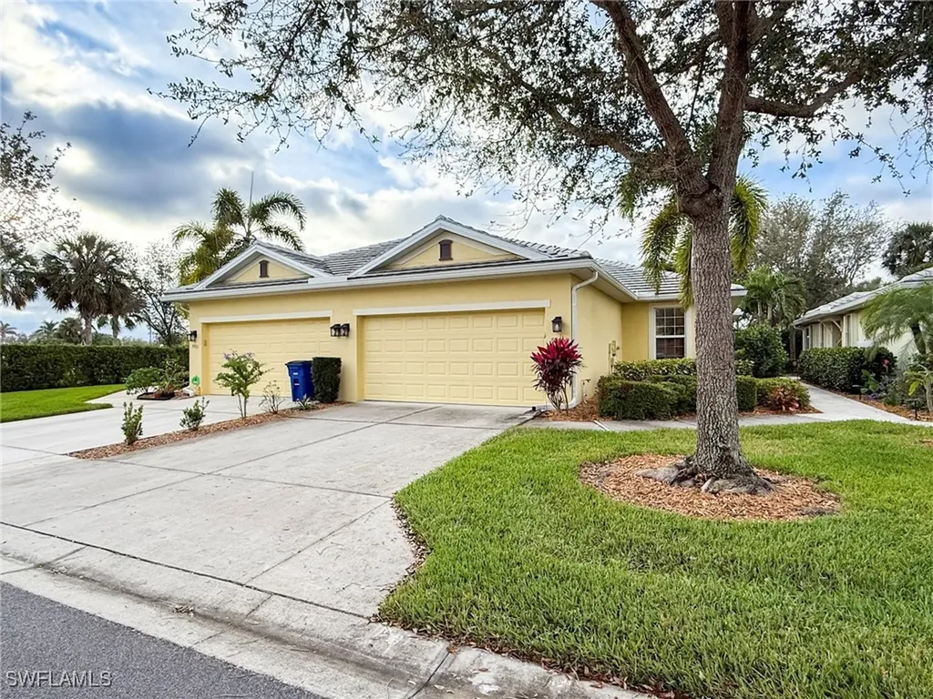 9905 Periwinkle Preserve Lane Fort Myers FL 33919