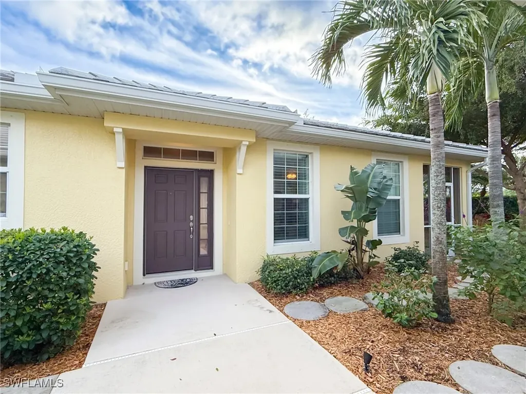 9905 Periwinkle Preserve Lane Fort Myers FL 33919