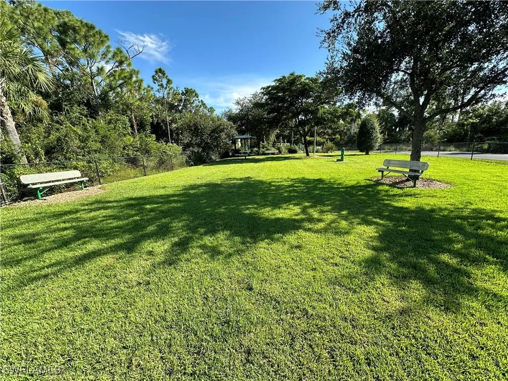 9905 Periwinkle Preserve Lane Fort Myers FL 33919