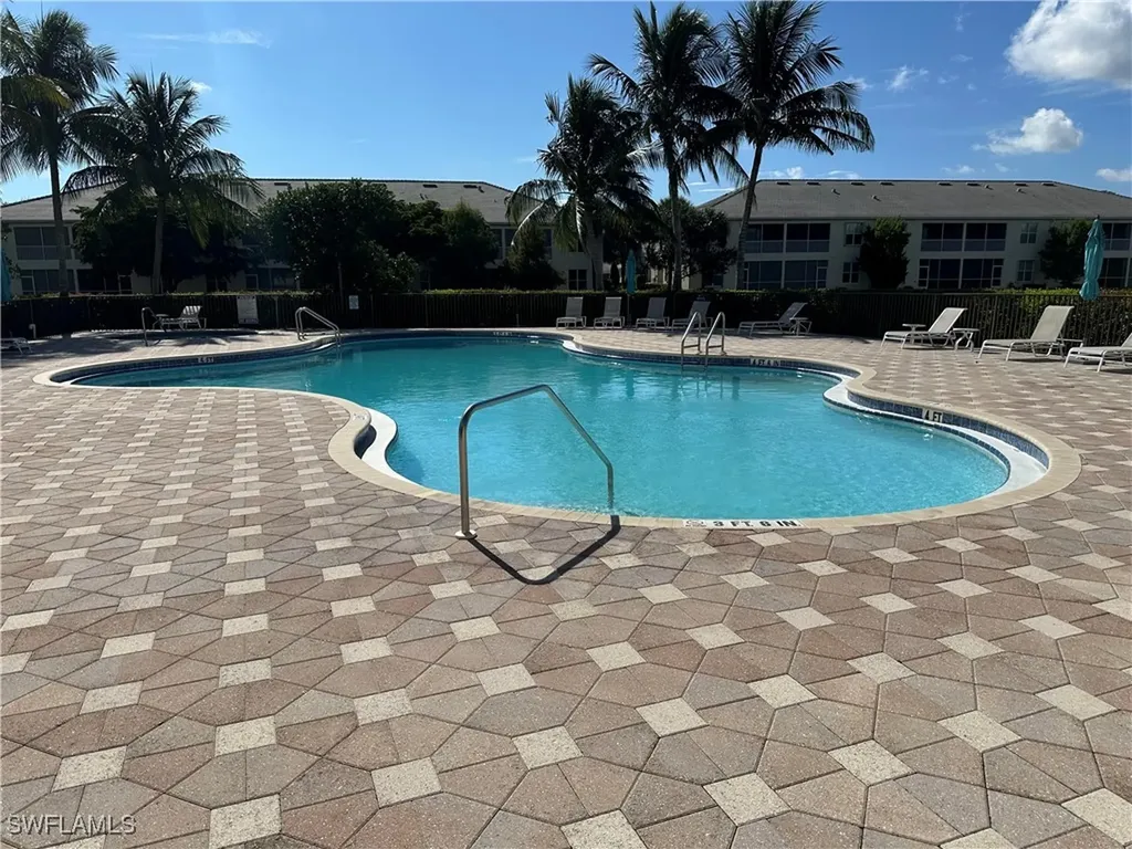 9905 Periwinkle Preserve Lane Fort Myers FL 33919