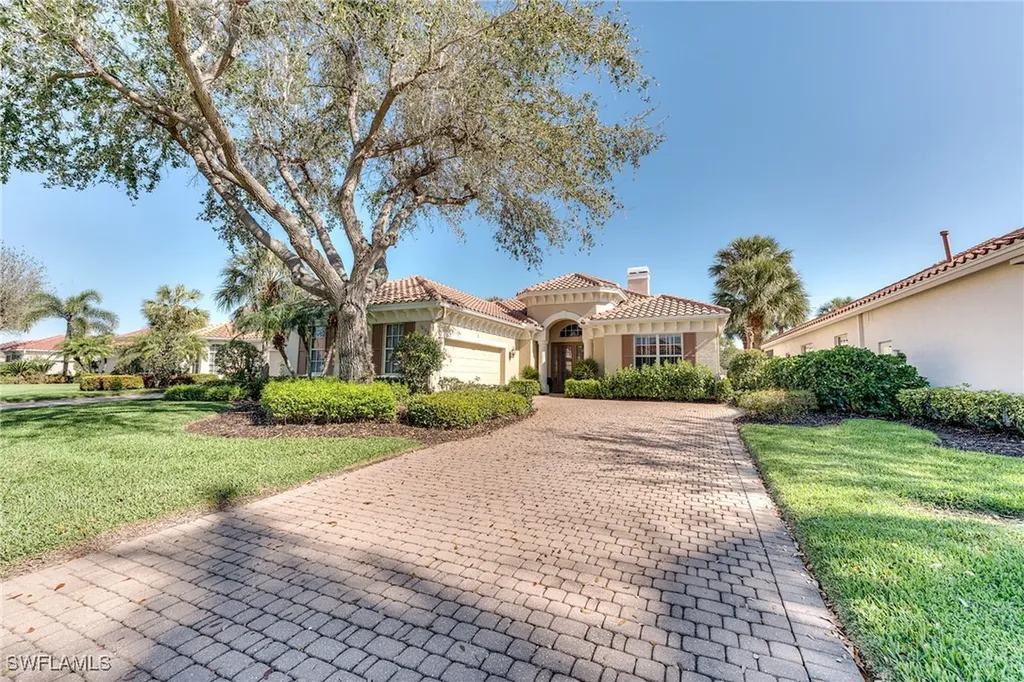 Estero FL, 10192 Ginger Pointe Court