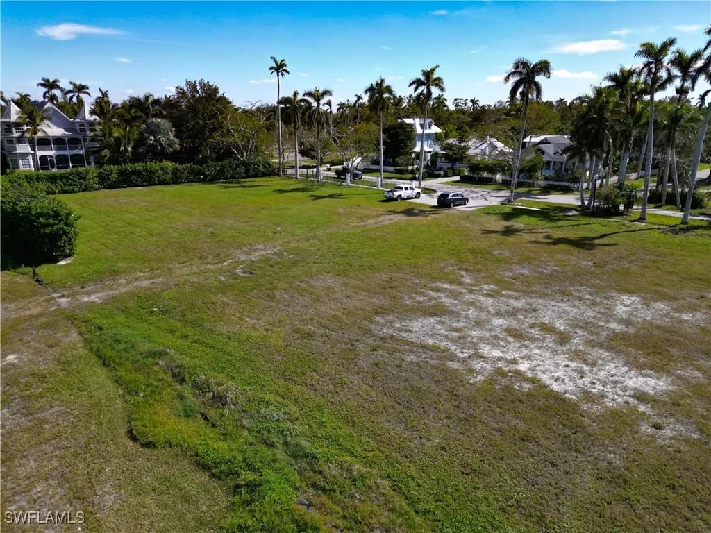 1301 Poinciana Avenue Fort Myers FL 33901