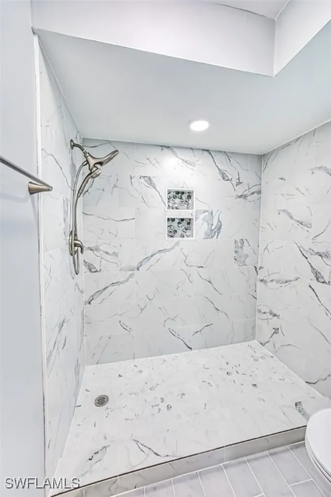 800 Beach Road Sanibel FL 33957