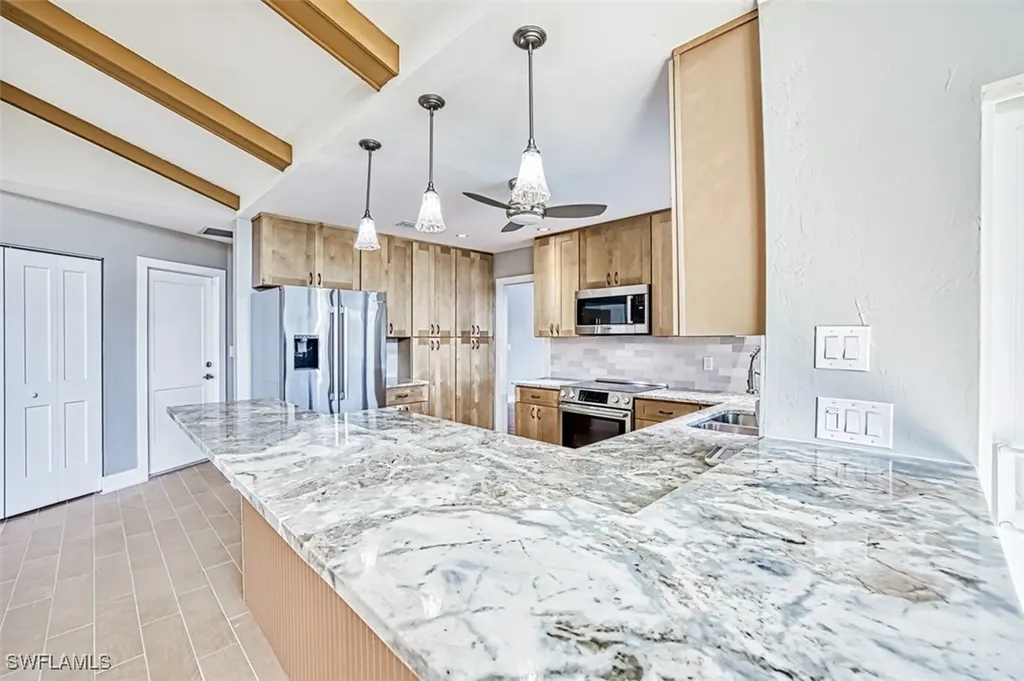 800 Beach Road Sanibel FL 33957