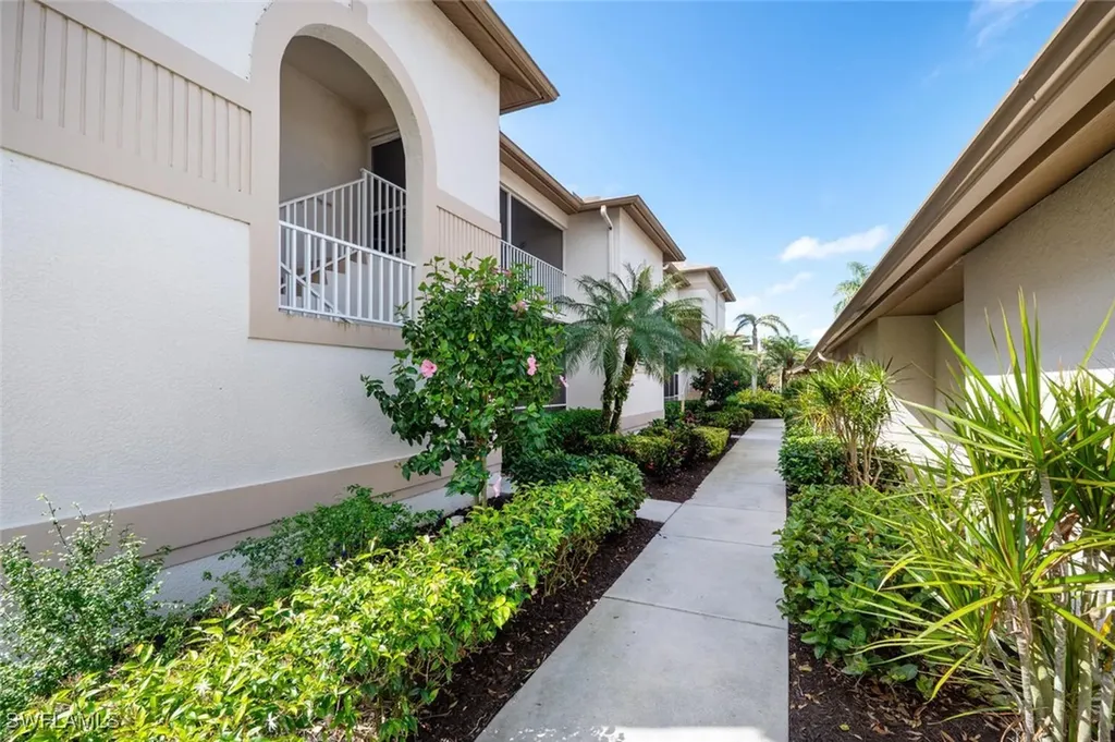 8640 Cedar Hammock Circle Naples FL 34112